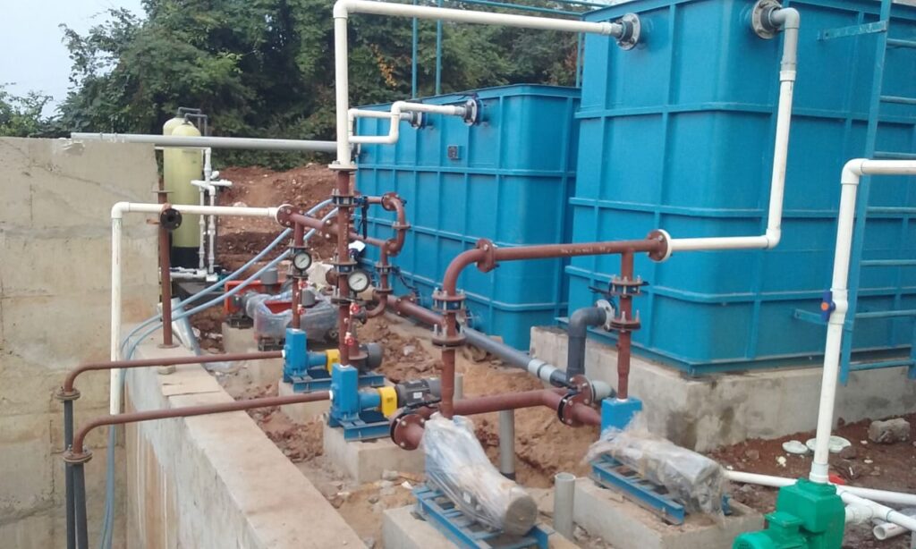 Fludized Media Reactor